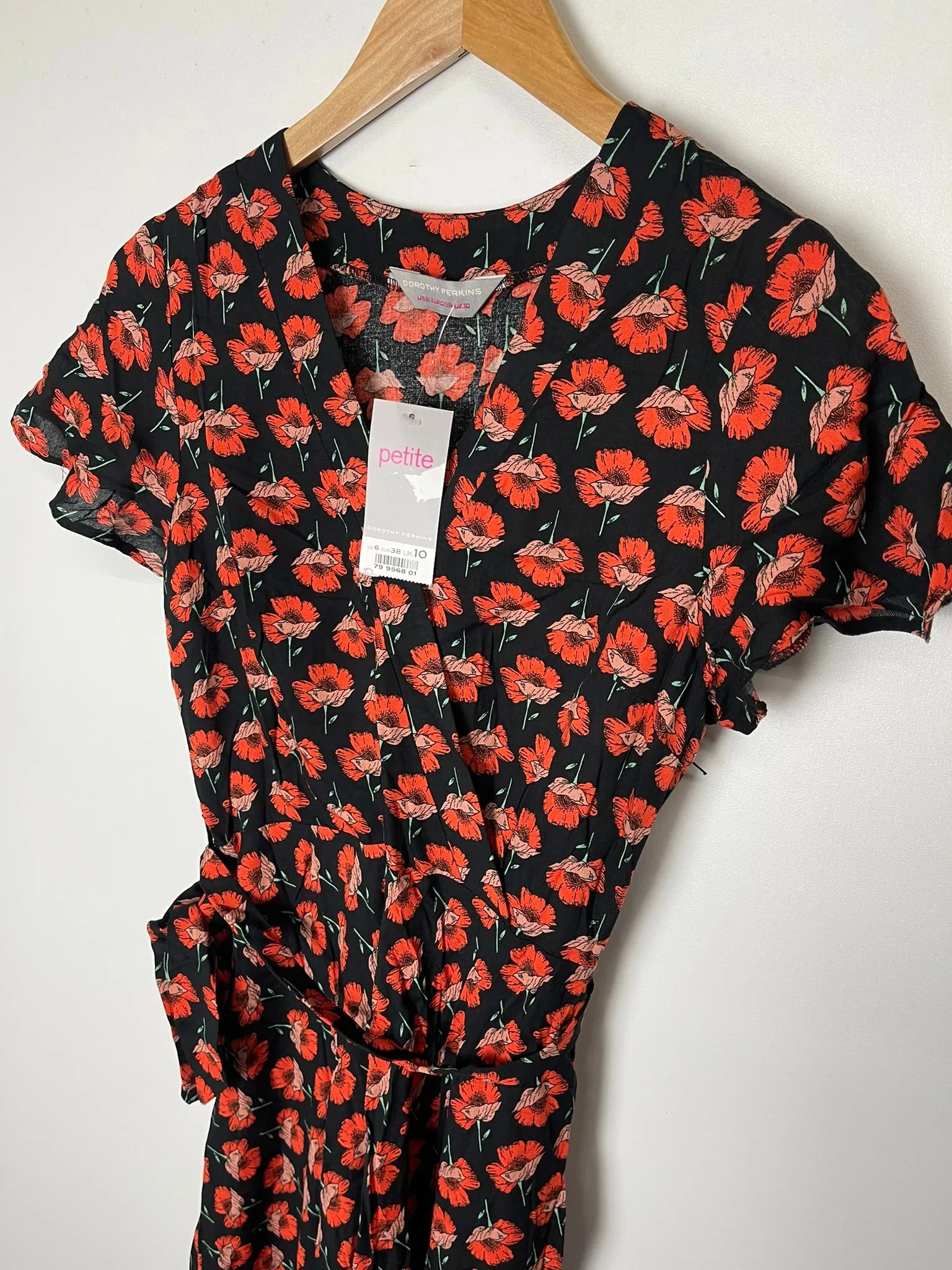 BNWT Dorothy Perkins Black and Orange Floral Dress Size 10