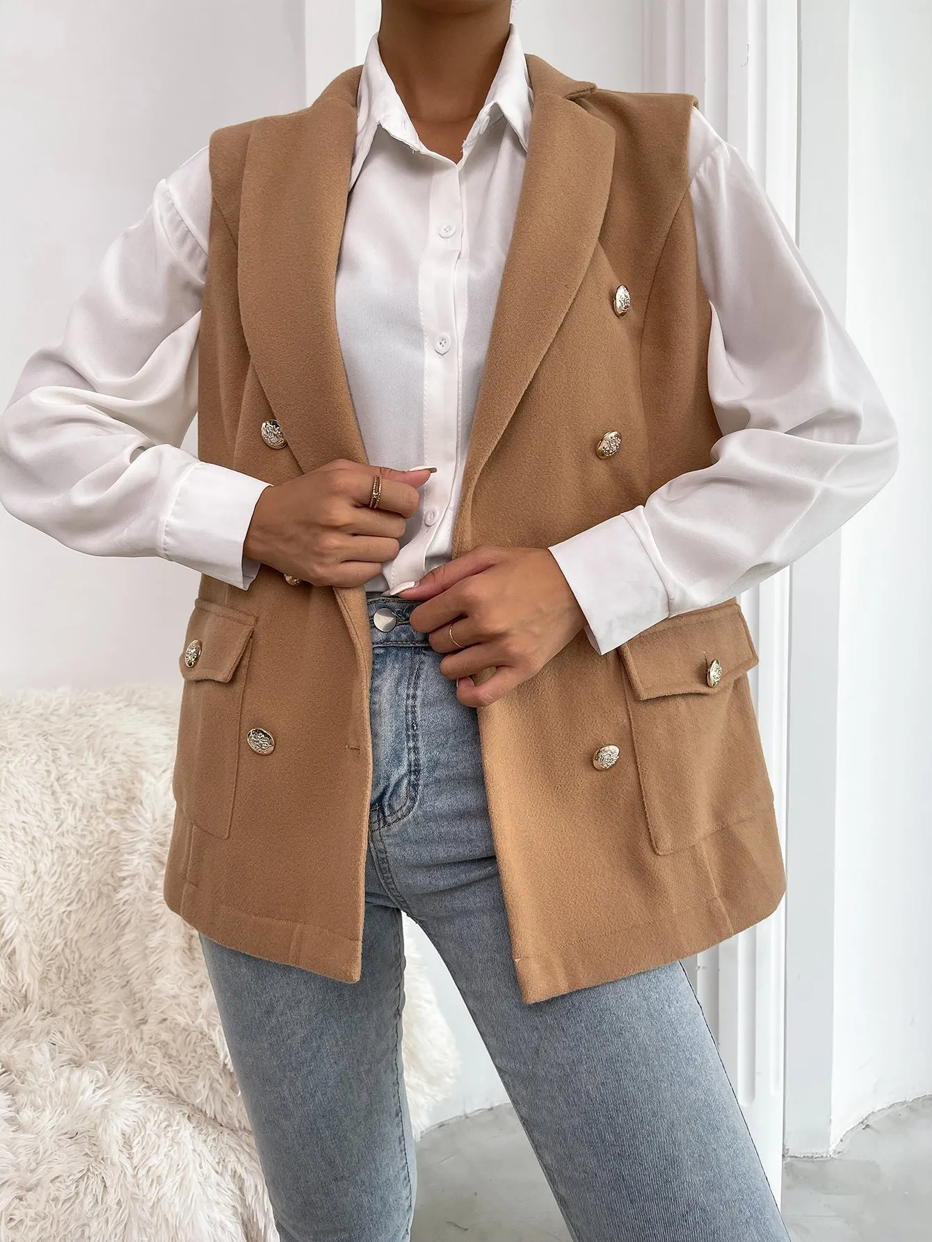 Elegant Plain Button Front Sleeveless Lapel Regular Women Blazer