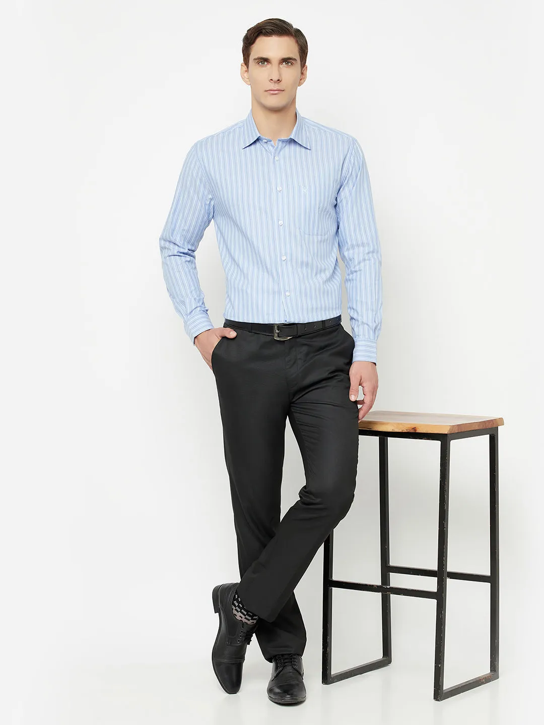 Men's Sky Blue Formal Narrow Stripe Full Sleeve Shirt
